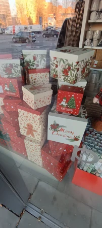 Dárková krabička - obsah jde lehce upravit cena od 999 Kč