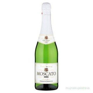 Moscato de luxe alkoholický nápoj sycený 0,75l
